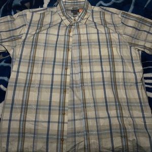 VINTAGE Quiksilver button up short sleeve shirt